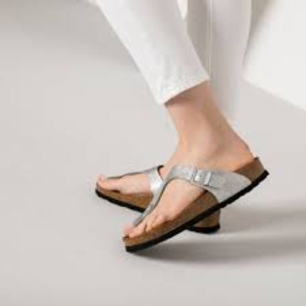 Birkenstock Gizeh Woman Shoes Size 6.5/EU37